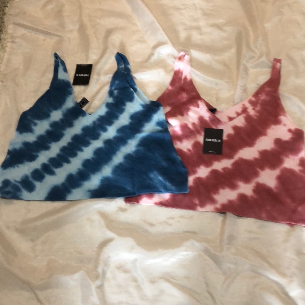 Forever 21 tie dye crop top